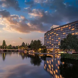 https://hilton-amsterdam.zandvoort-hotels.com