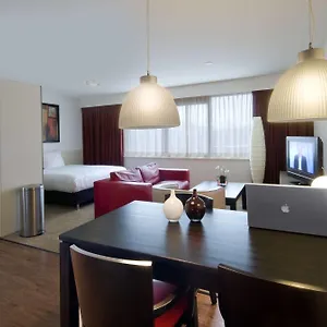 https://htel-serviced-apartments-amstelveen.zandvoort-hotels.com