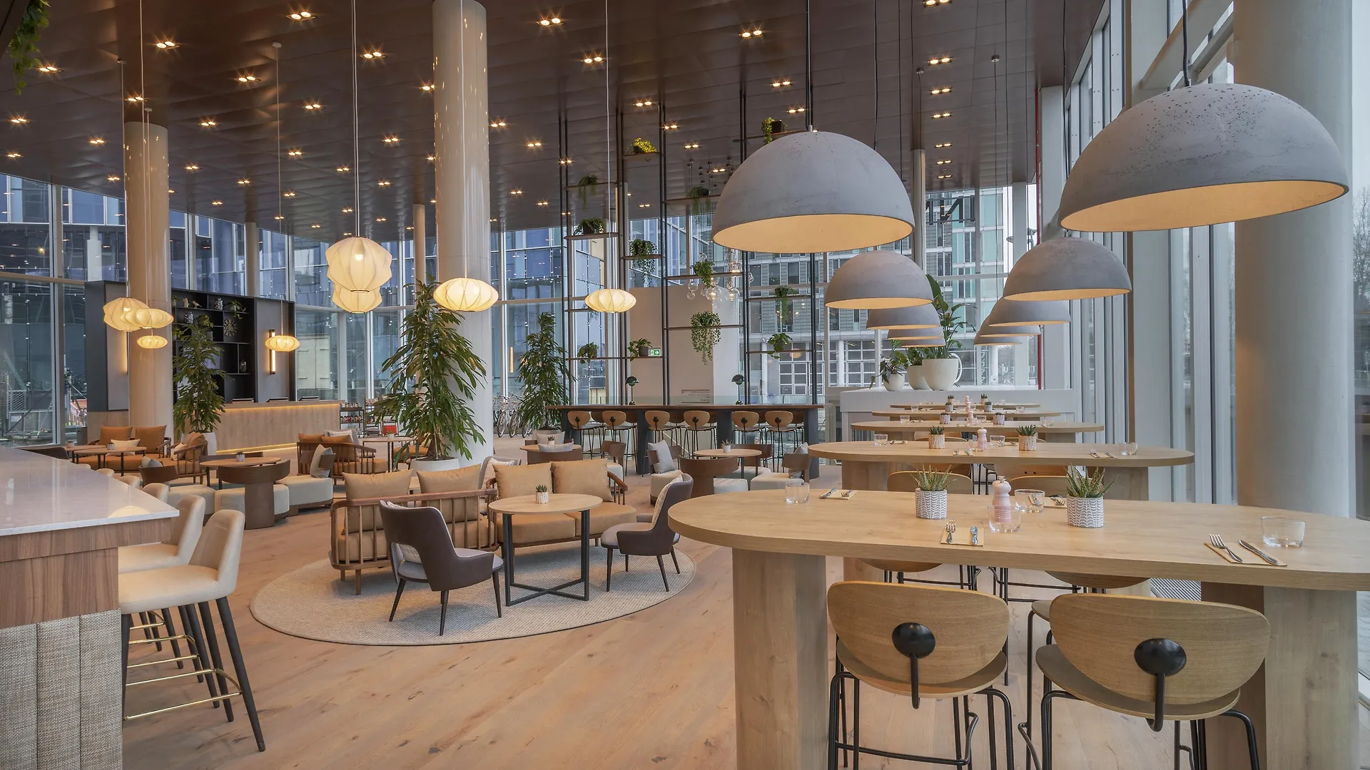 Innside By Melia Amsterdam 4*,  Hollanda